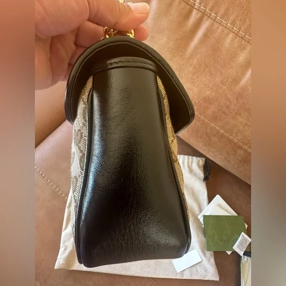 GUCCI Monogram Matelasse Diagonal Medium GG Marmont Shoulder Bag - Picture 7 of 15